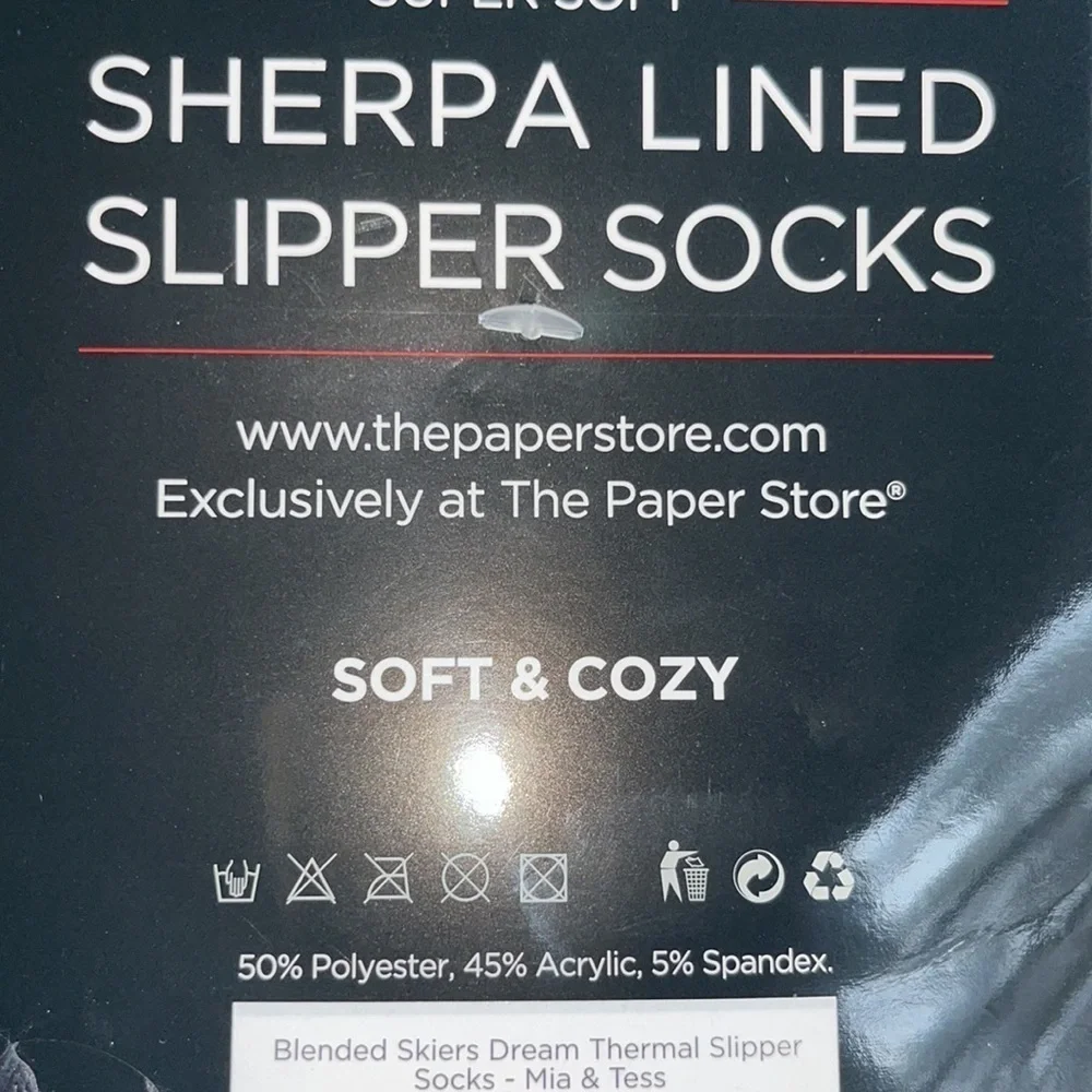 Cozy Sherpa lined slipper Socks NWT Tess & Mia‎